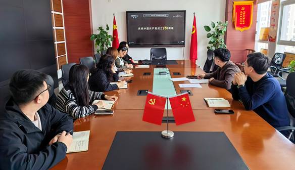 40b26d6be375c3f35002be6a401c6a09